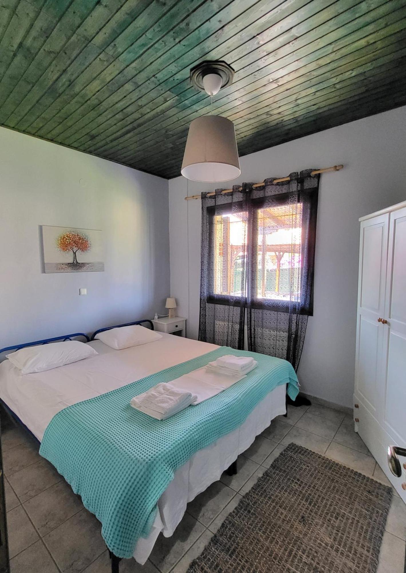 Villa Trifon By Rentalspro Services -Nea Potidea Halkidiki Екстер'єр фото