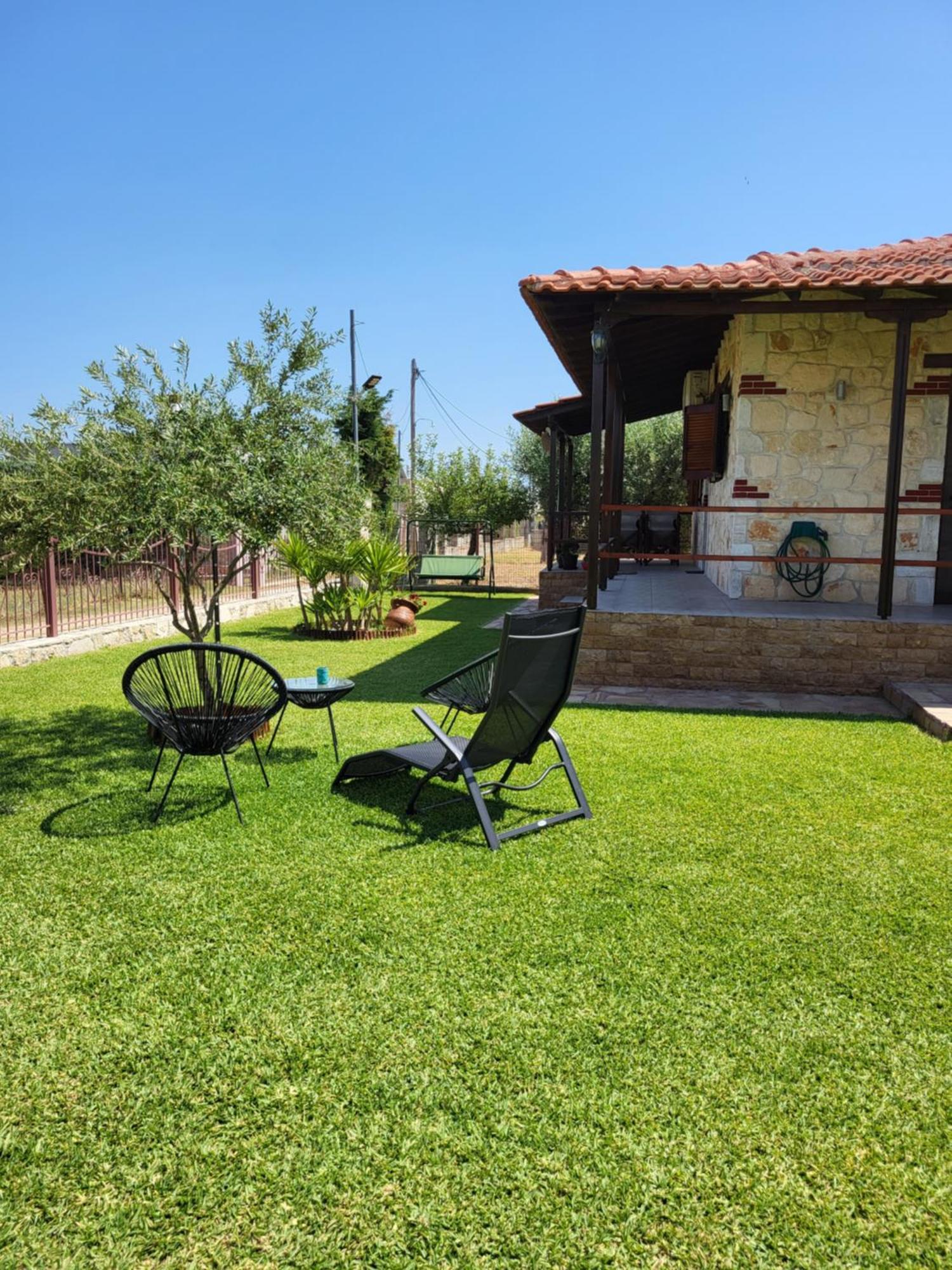 Villa Trifon By Rentalspro Services -Nea Potidea Halkidiki Екстер'єр фото