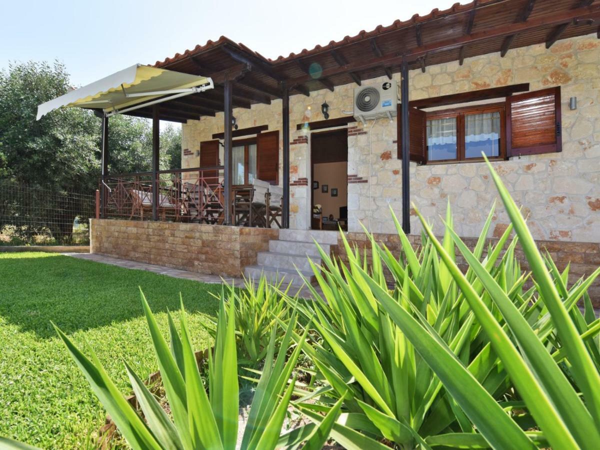 Villa Trifon By Rentalspro Services -Nea Potidea Halkidiki Екстер'єр фото