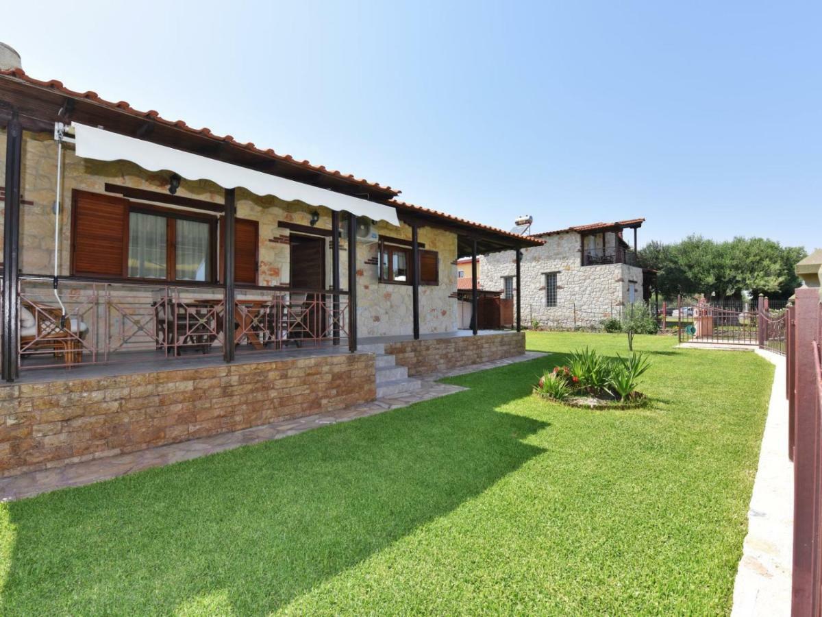 Villa Trifon By Rentalspro Services -Nea Potidea Halkidiki Екстер'єр фото